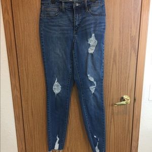 Universal Thread Ripped Hi Rise Jeggings 12/31R